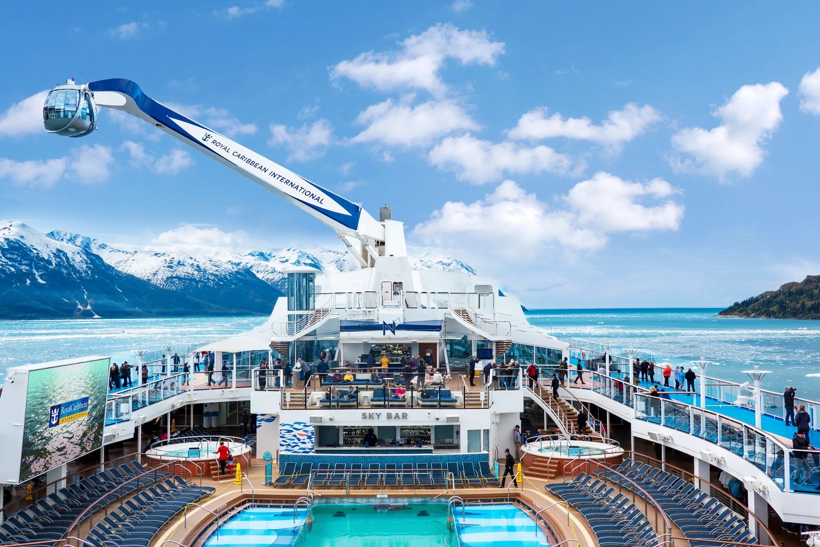 TRY OUT 9 OF THE COOLEST THINGS TO DO IN ALASKA